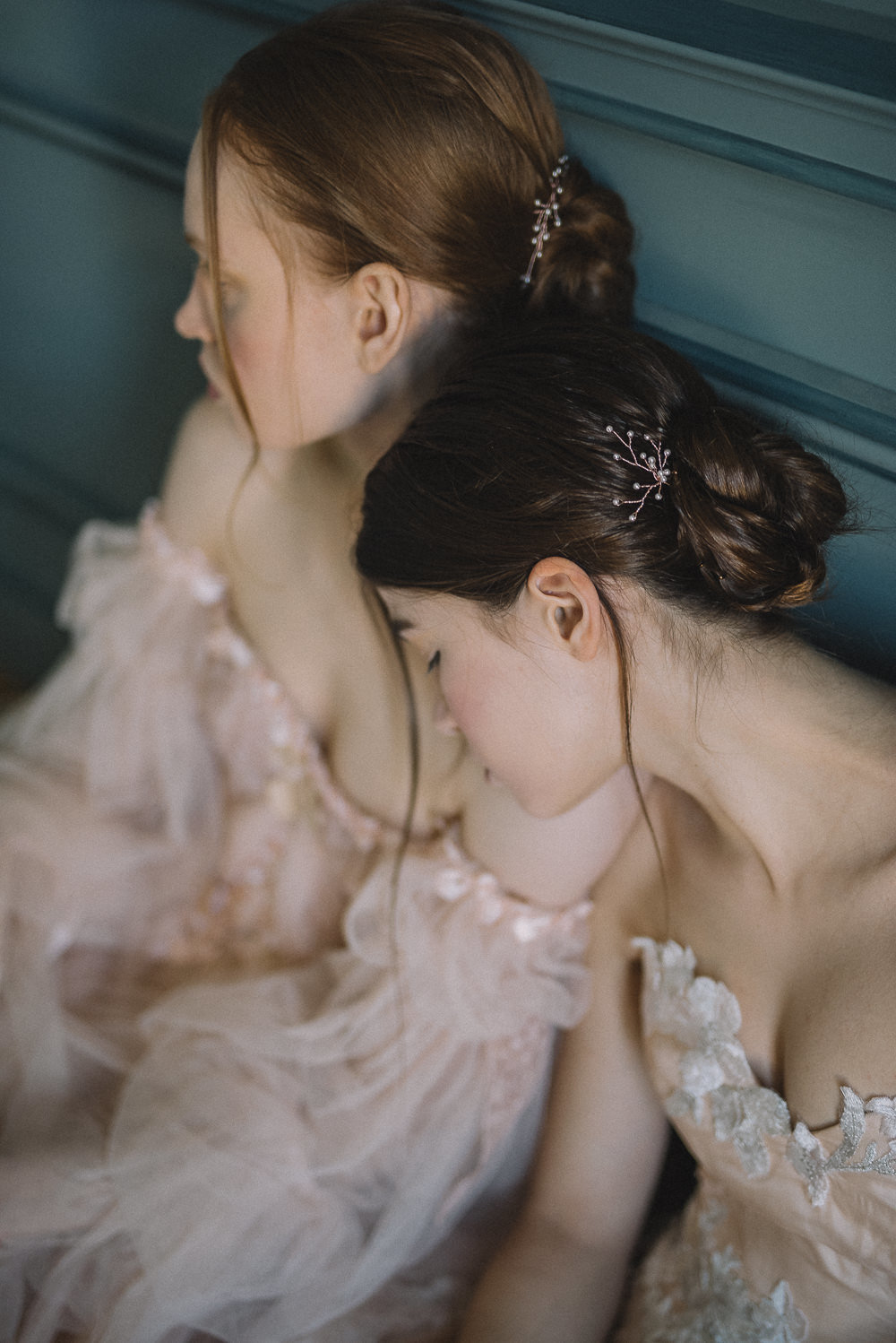 JoanneFlemingDesign-blush-tulle-romantic-wedding-dress-DavidWickhamPhoto (4)