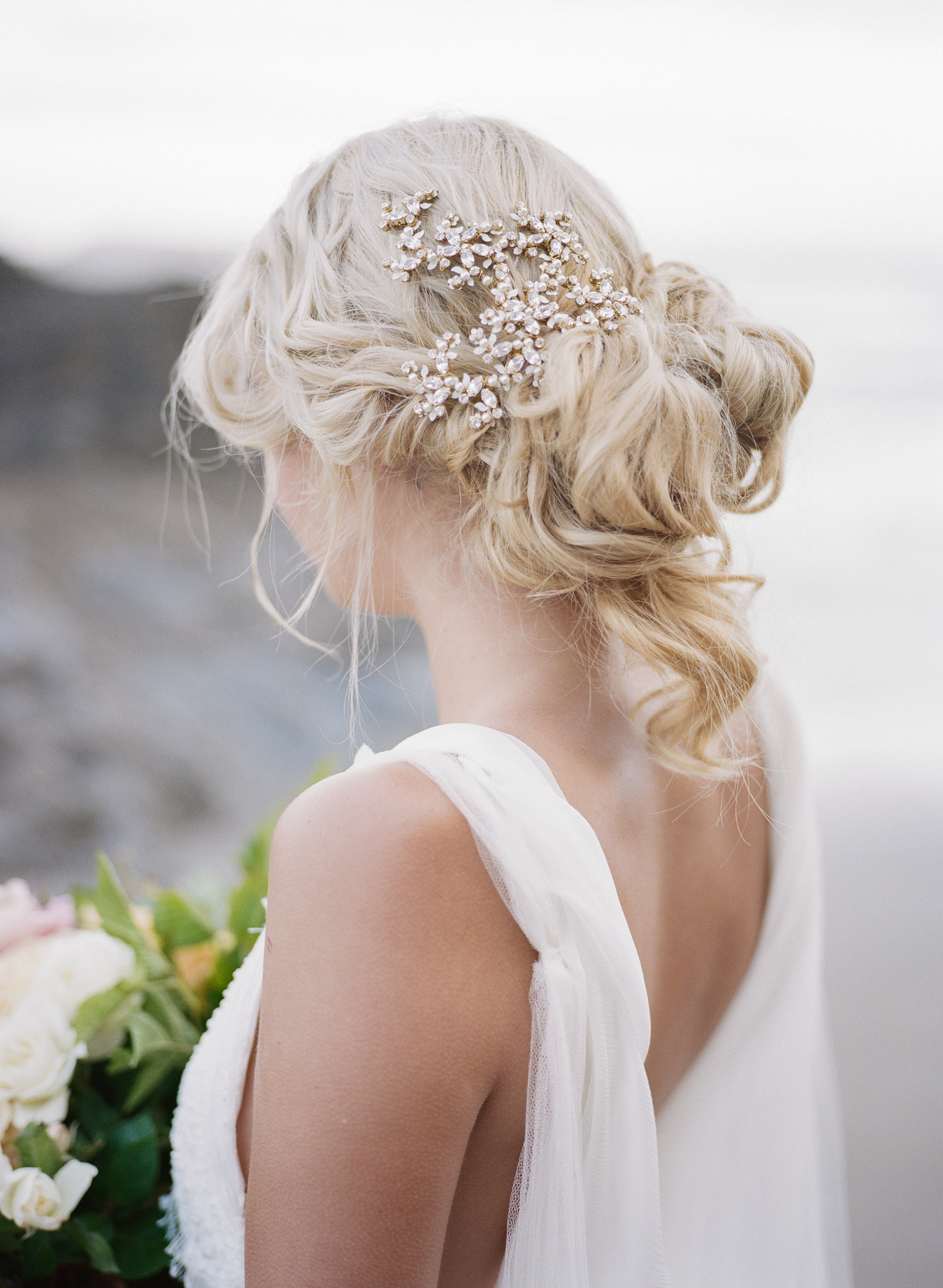 Galatea_romantic_beach_oregon_coast_wedding_dress_JoanneFlemingDesign17