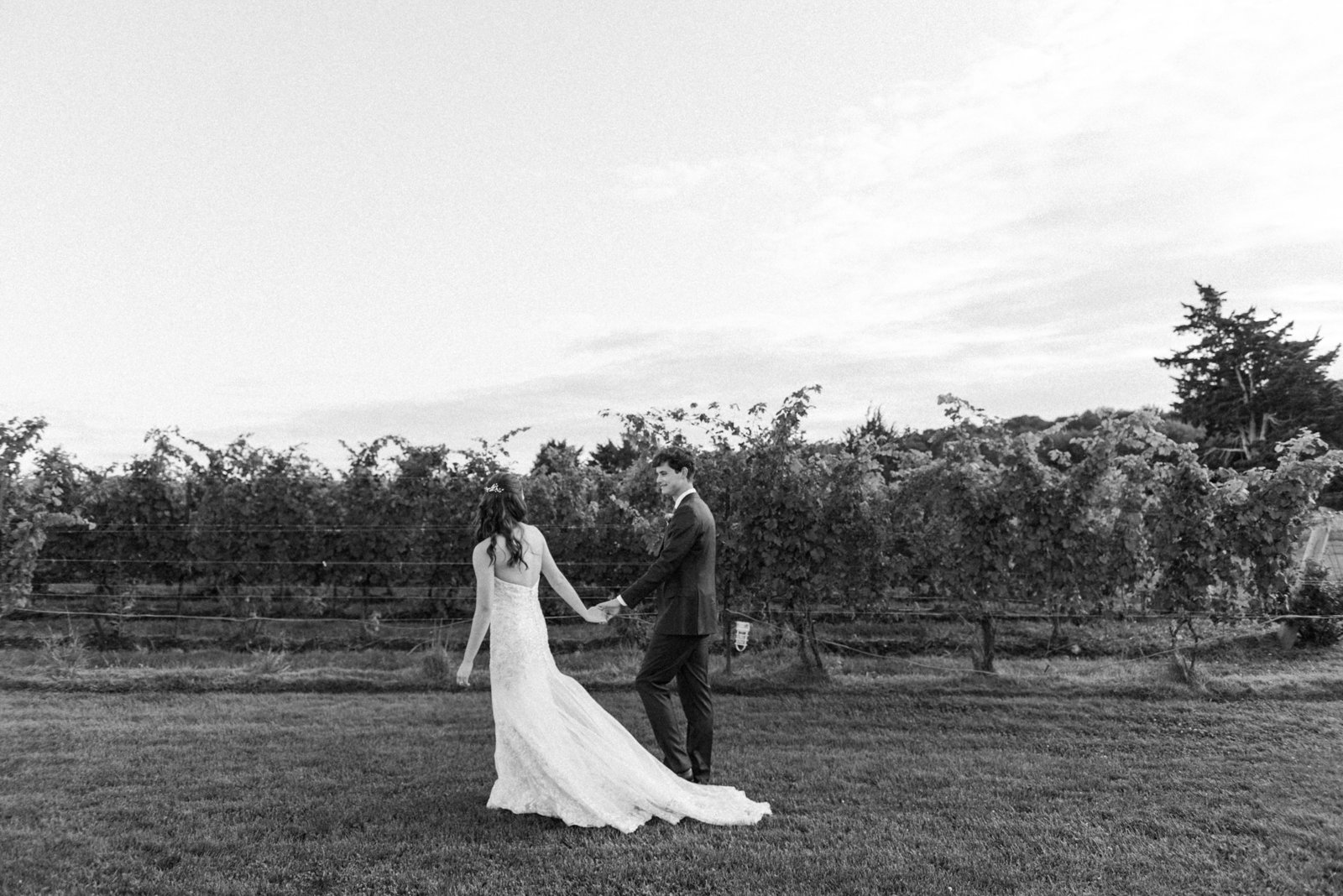 Saltwater Farm Vineyard Wedding_42