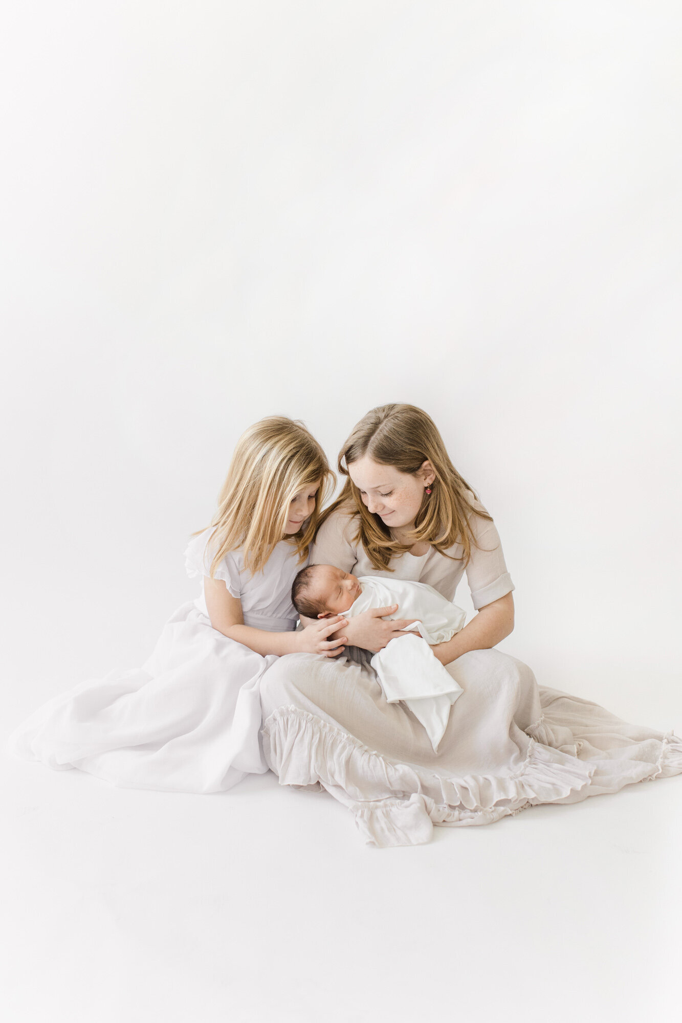 bentonville-family-of-five-newborn-photos-32