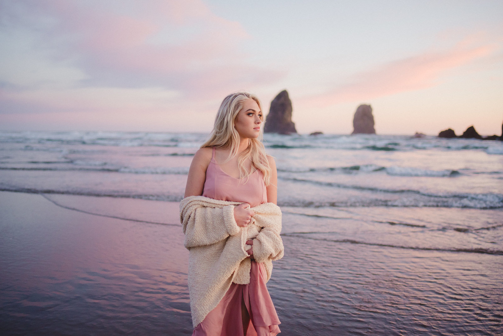 Cannon Beach Senior Shoot Out 2016- Proofs-2078