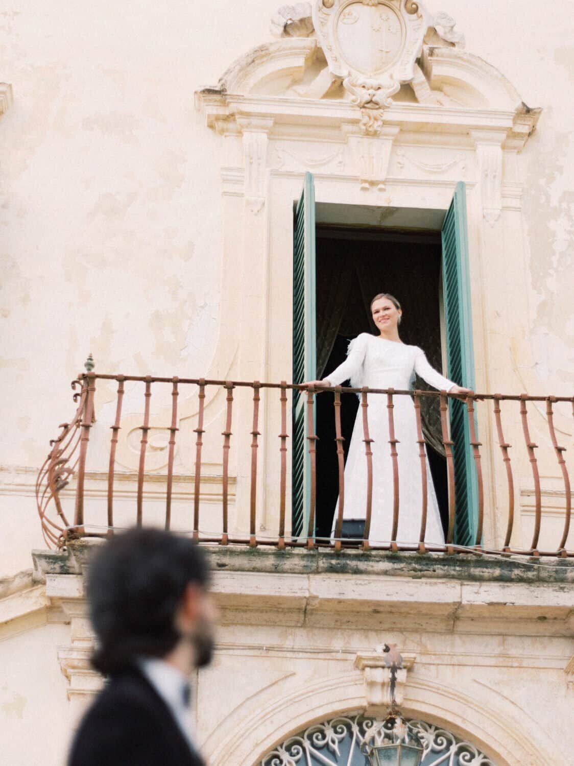 Villa-di-Geggiano-wedding-editorial-Tuscany-Italy120-Palazzo-Eventi-by-Julia-Kaptelova-Photography-014