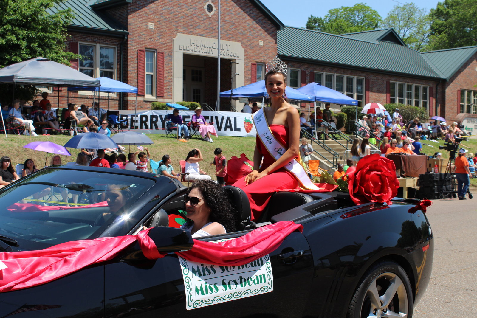 West Tennessee Strawberry Festival - Humboldt TN - Girls Parade26