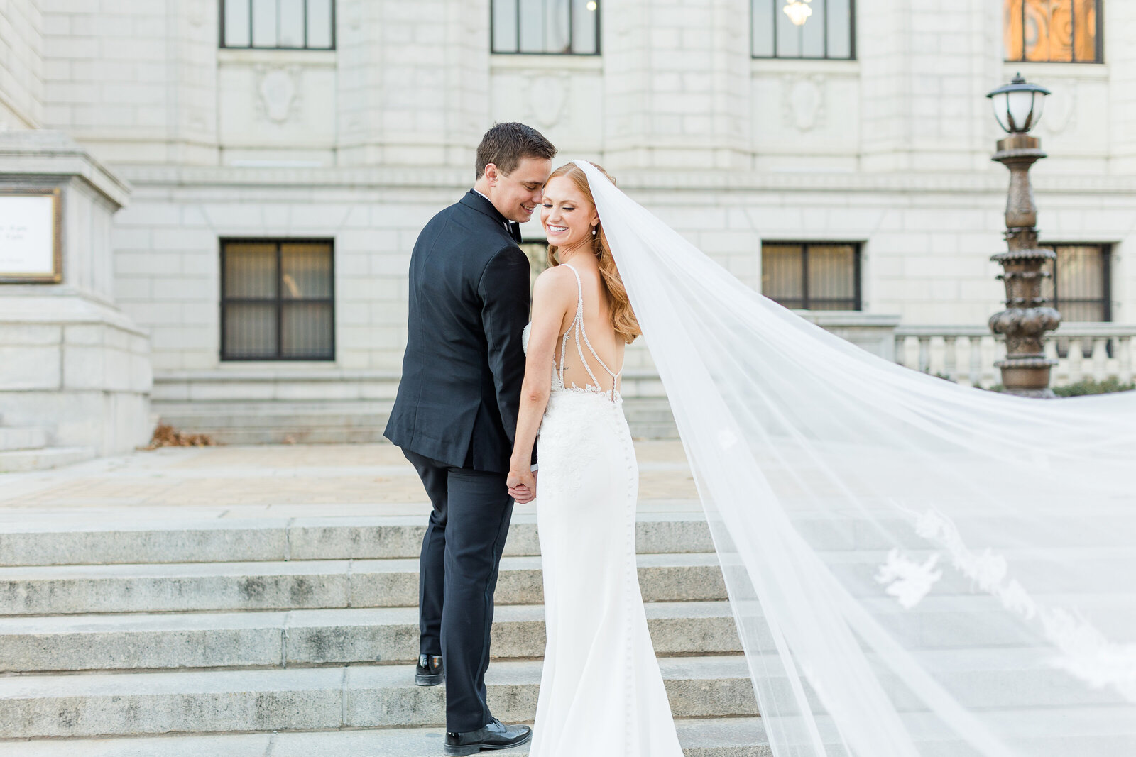 Wedding Photos in Downtown St. Louis Missouri at the St. Louis Public library