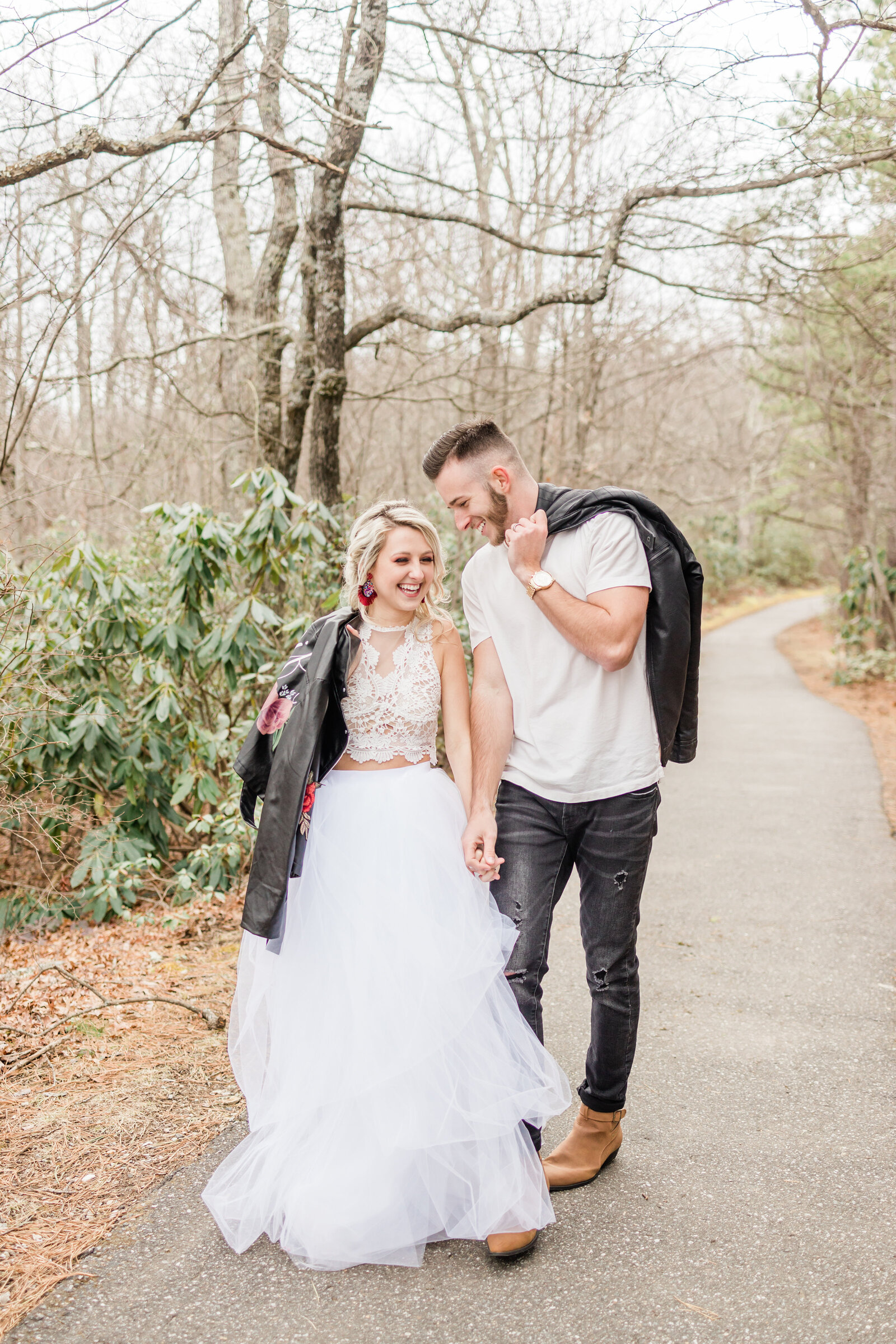 Linville-Gorge-North-Carolina-Wedding-Willow-And-Rove-19