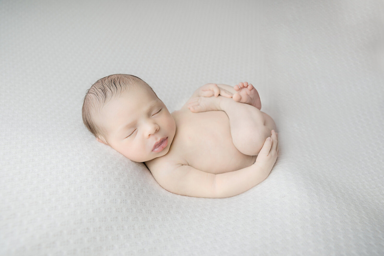 newborn-baby-boy-photos-ottawa-grey-loft-studio-16