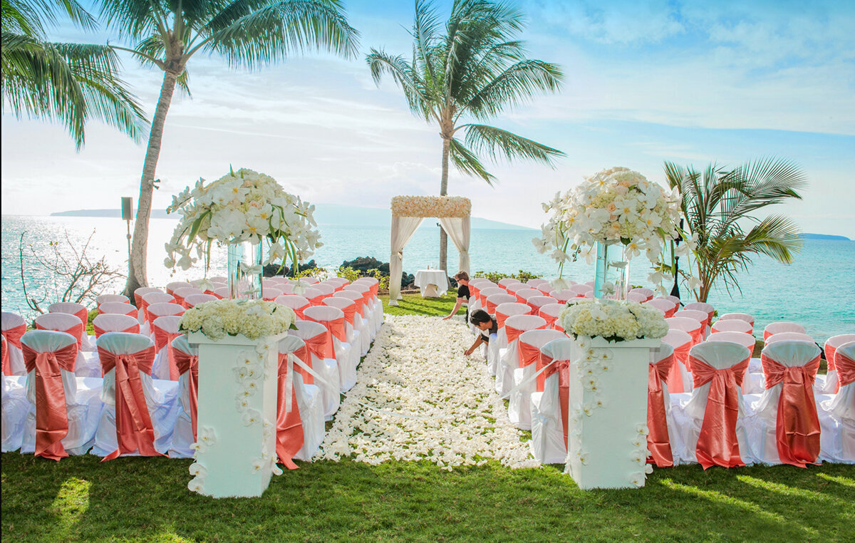 wailea wedding photographer on Maui