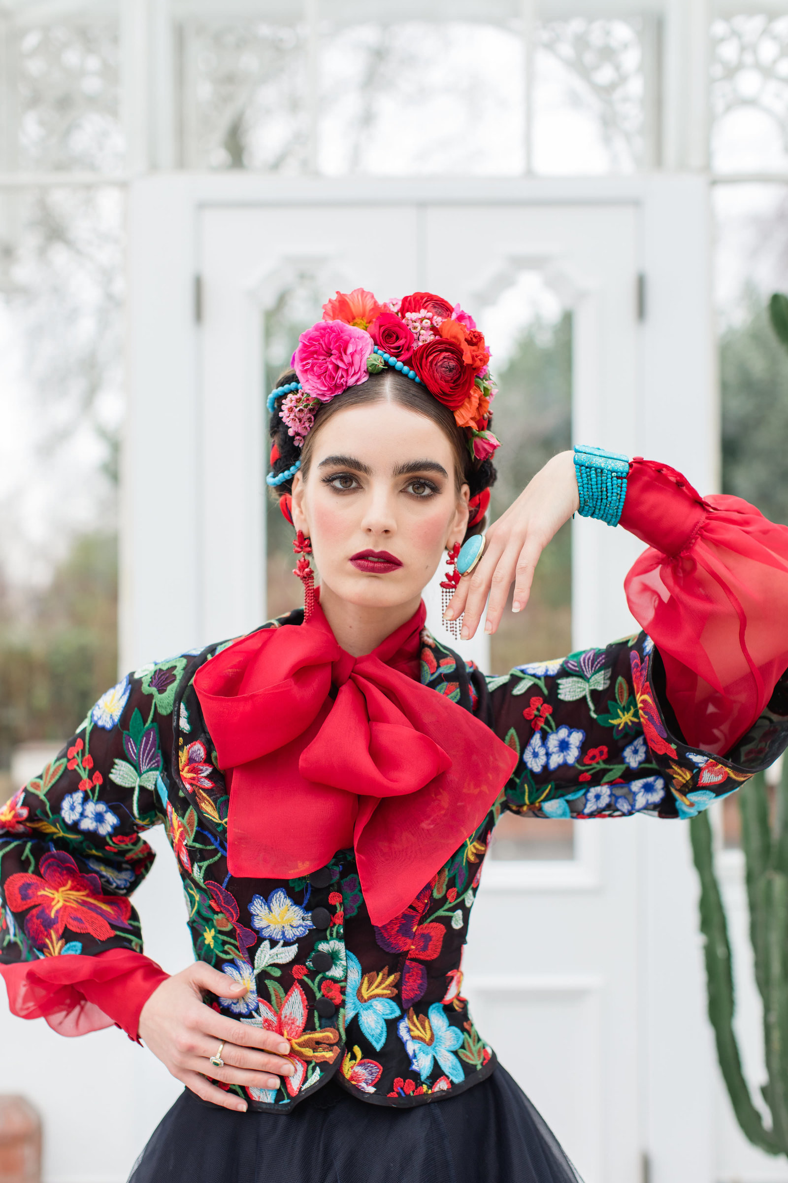Frida-Kahlo-inspired-Mariachi-embroidered-flower-jacket-JoanneFlemingDesign-RobertaFacchiniPhoto (4)