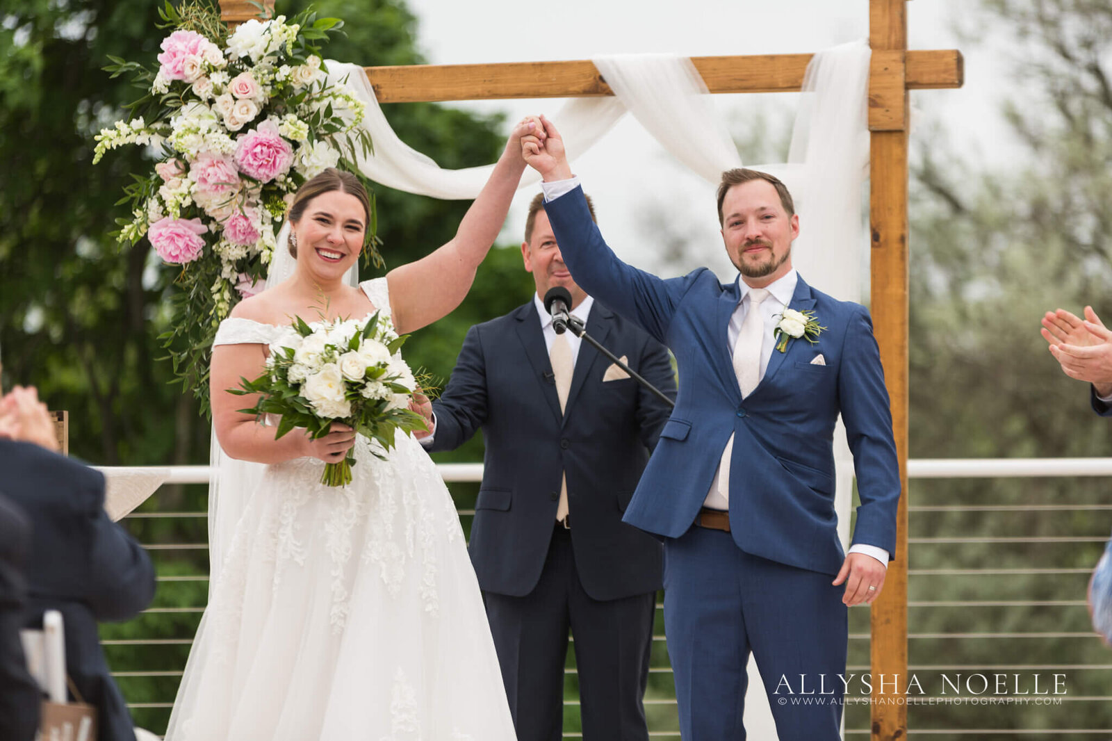 Wedding-at-River-Club-of-Mequon-643