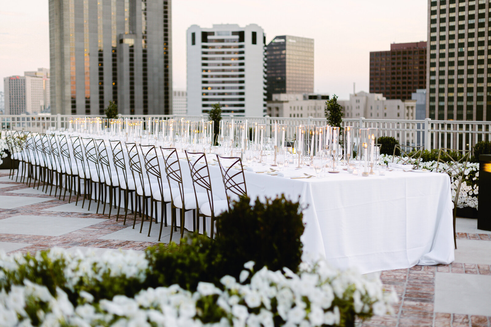 Outdoor luxury dining table for event