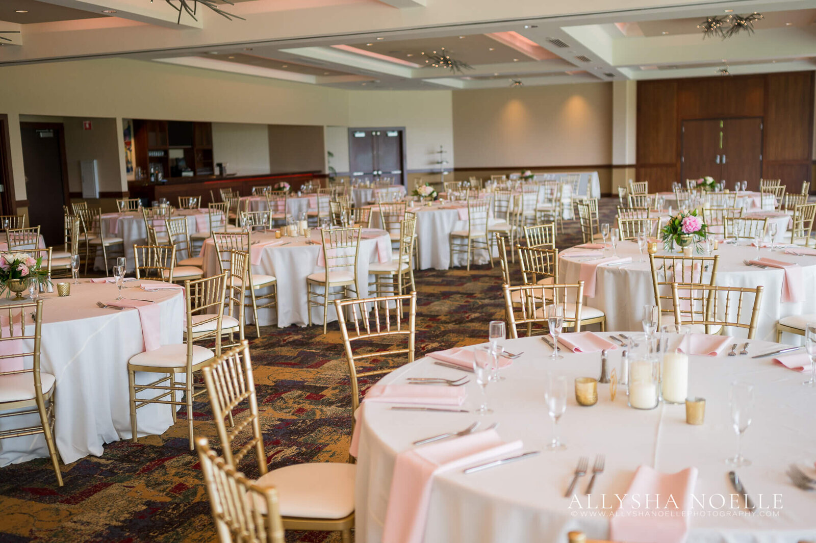 Wedding-at-River-Club-of-Mequon-043