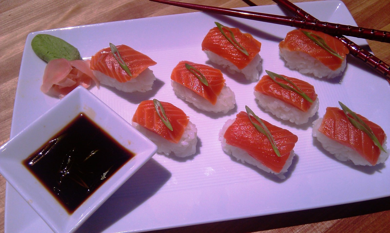 Sushi Salmon Nigiri
