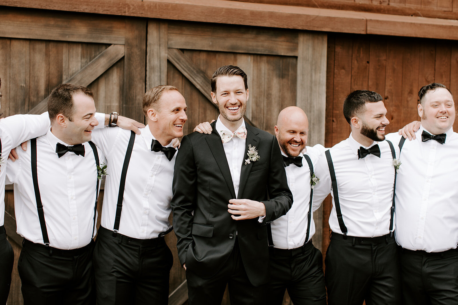 boutonniere-wedding-spring-groomsmen-scottsdale-wedding-florist