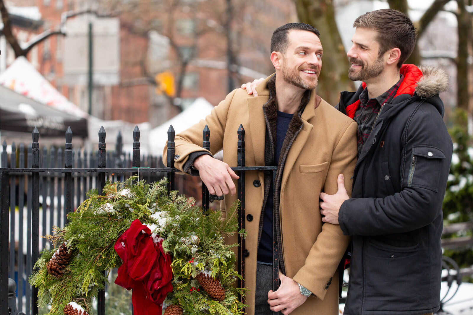 gay-couple-nyc-anniversary-snow-west-village-5