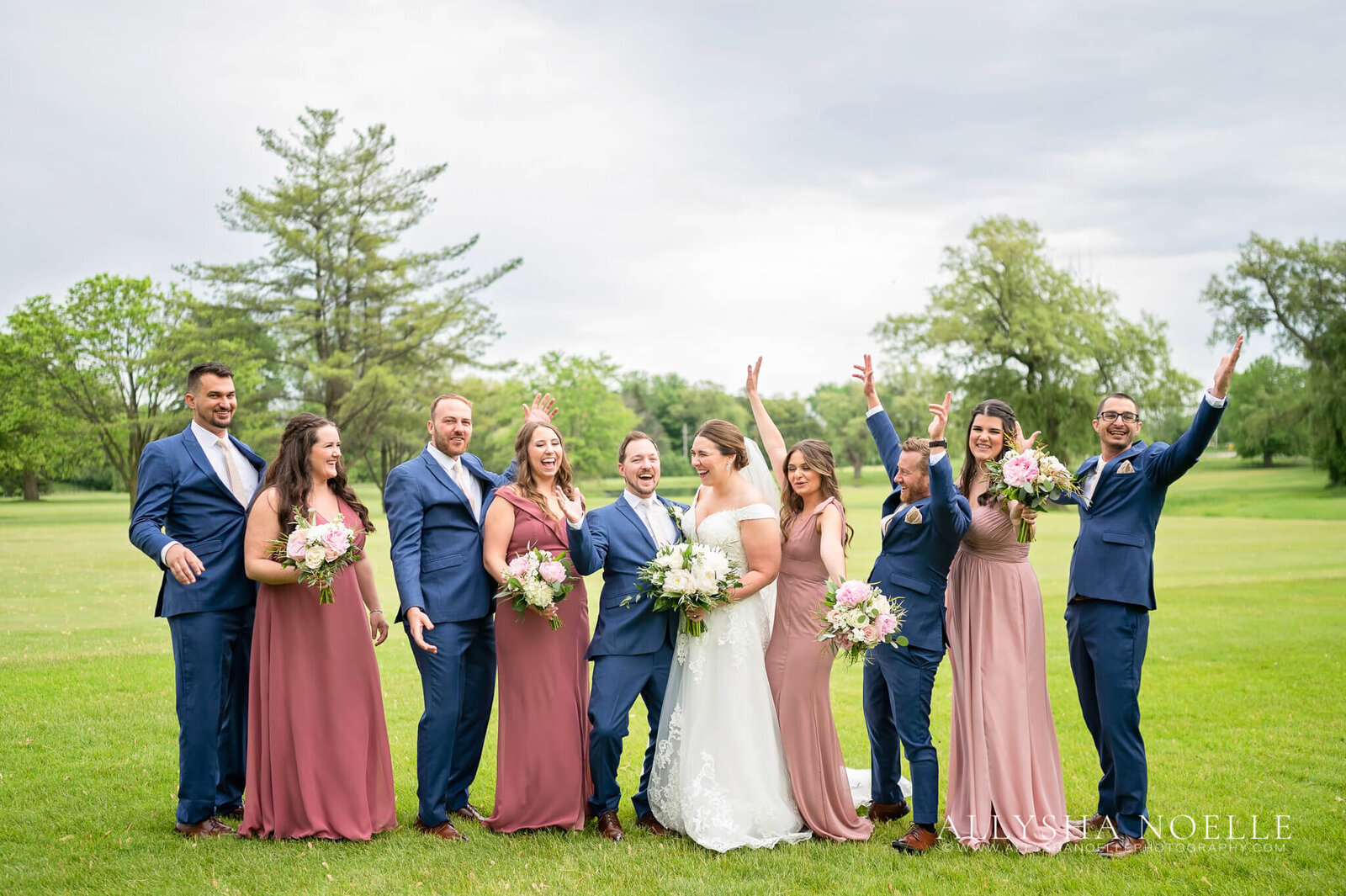 Wedding-at-River-Club-of-Mequon-174