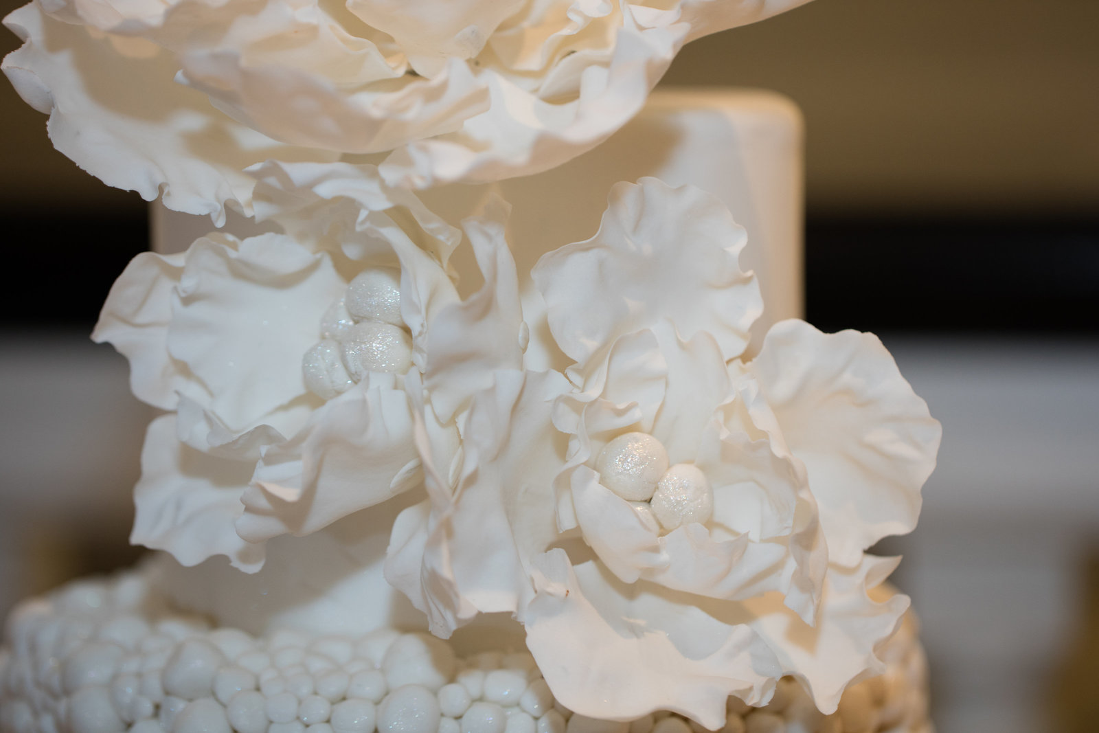 Blooming flower wedding cake top