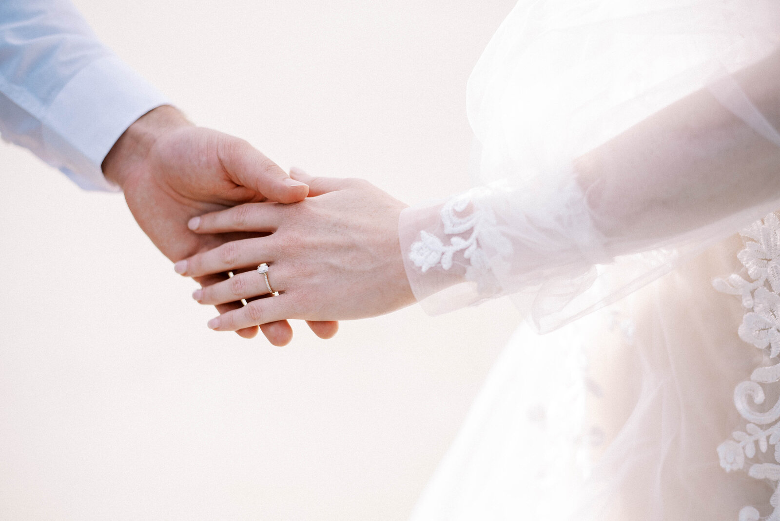 Grand-Ol-Barn-Minimalist-Wedding-Ruth-Terrero-Photography-0770