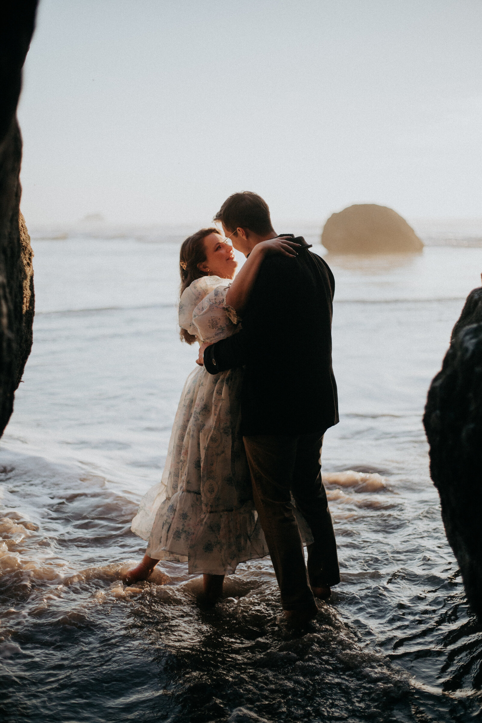Whimsical Oregon Coast Engagement Shoot-51