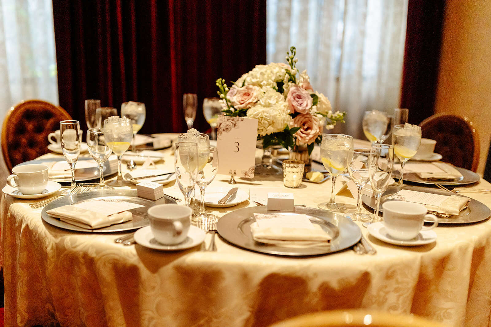 saint-paul-hotel-wedding-reception-tablescape