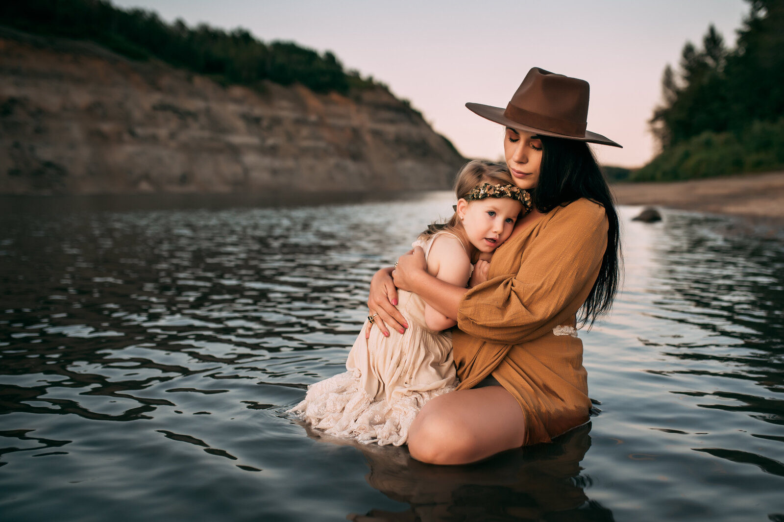 Edmonton Family and Motherhood Photographer 73