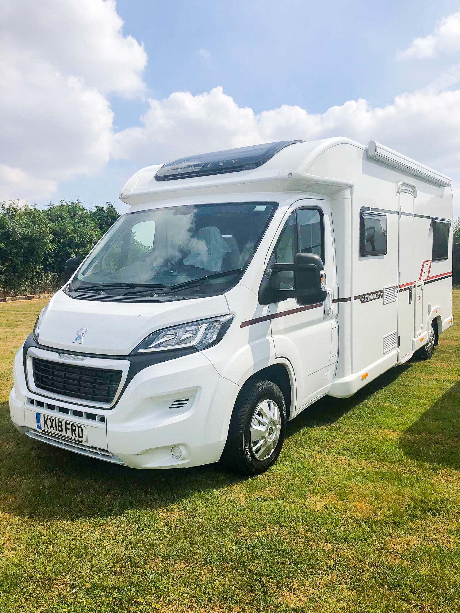 Campervan Rental in Oxfordshire and Uk Premier Motorhome Hire