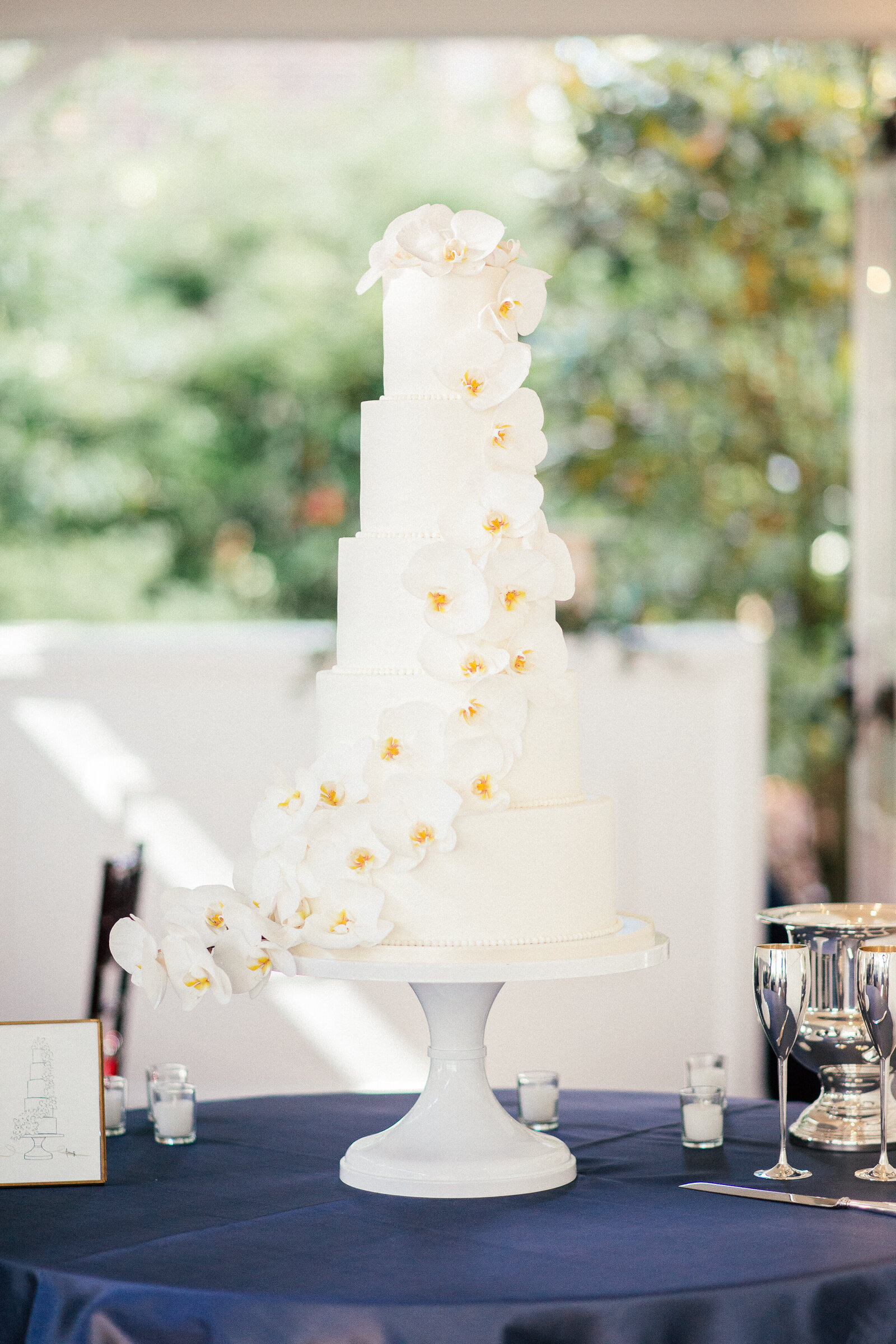 Elegant-Wedding-Cake-Ashley-Cakes-8