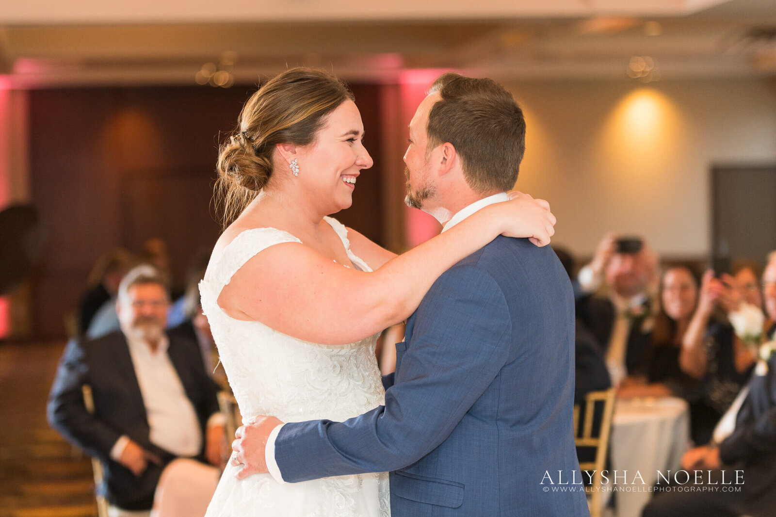 Wedding-at-River-Club-of-Mequon-748