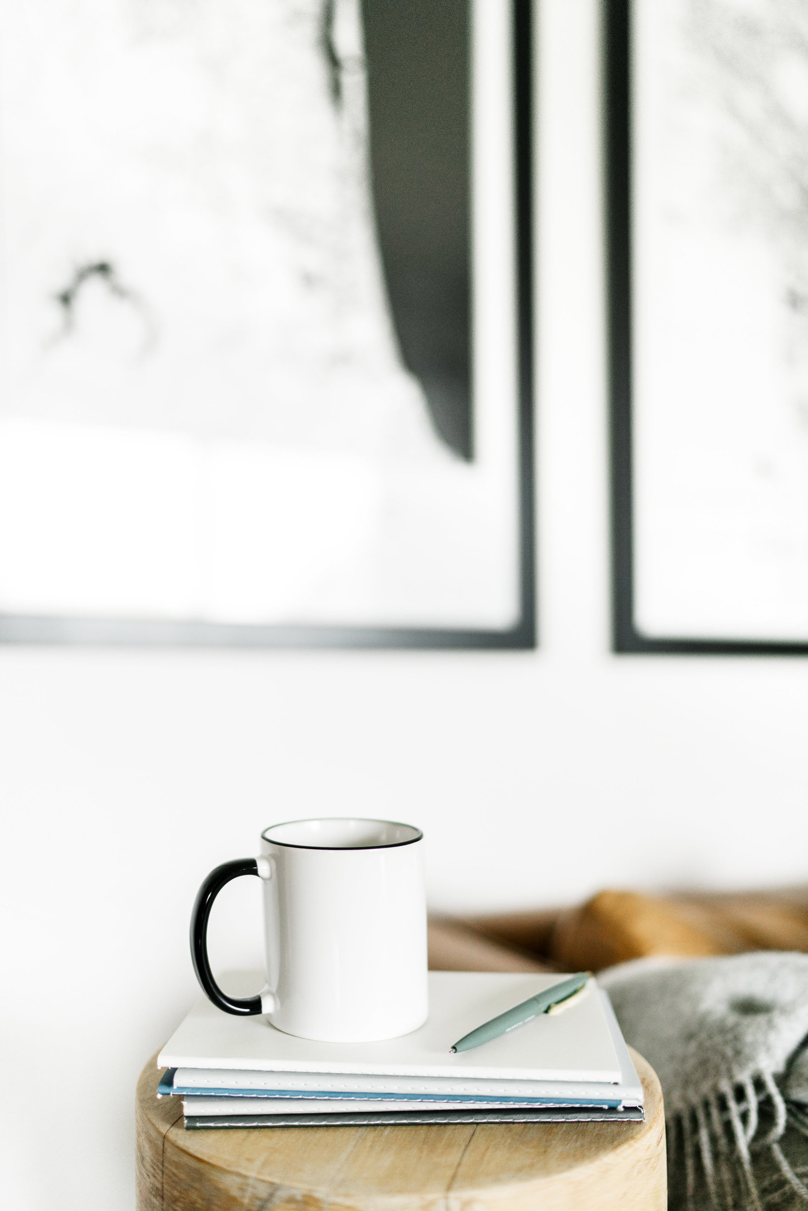 haute-stock-photography-laptop-and-chill-final-4