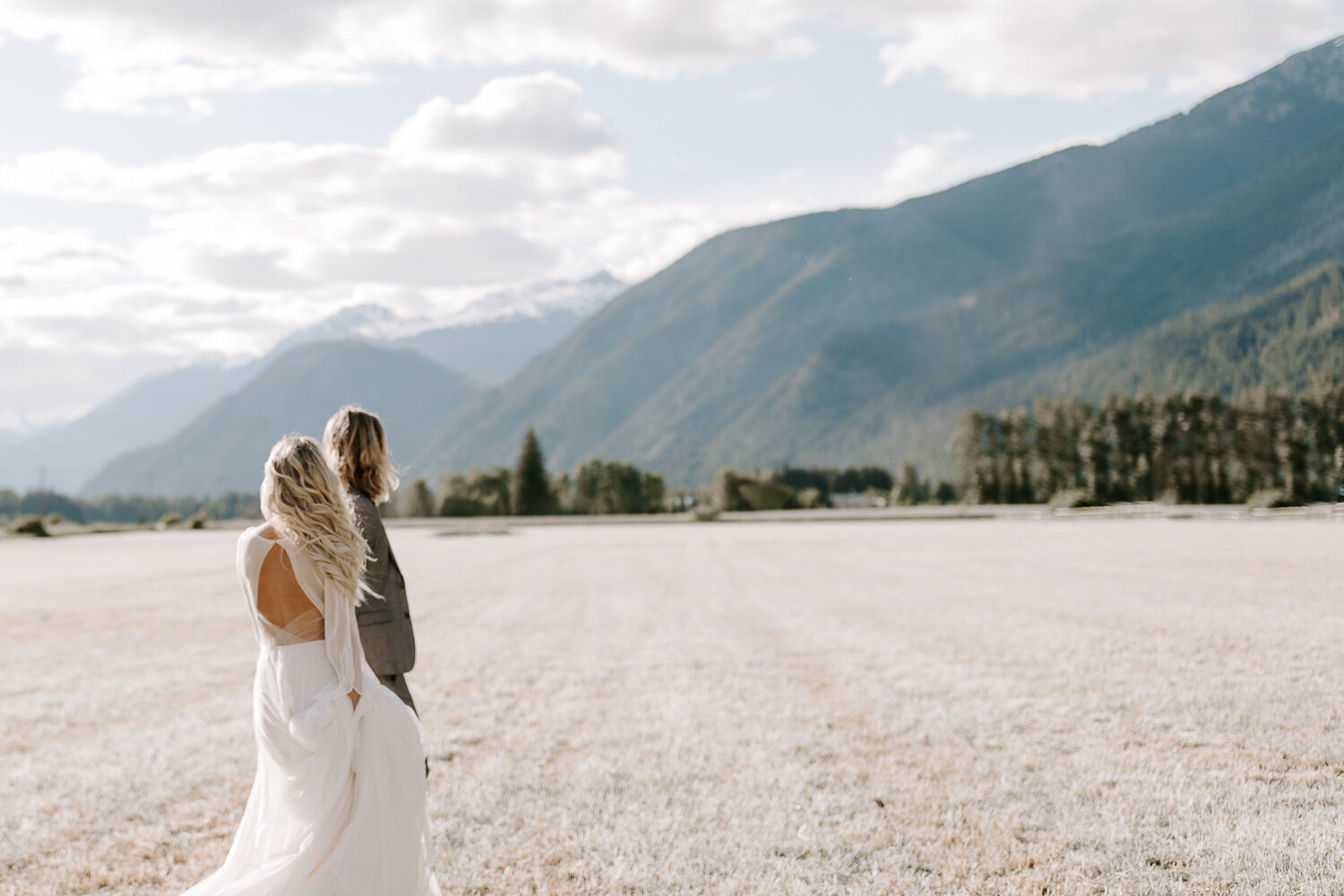 boho-wedding-adventure-elopement-rocky-mountains-montana-bride-6853_