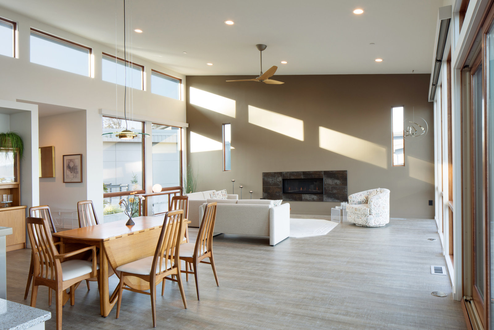 bright mid century modern living room