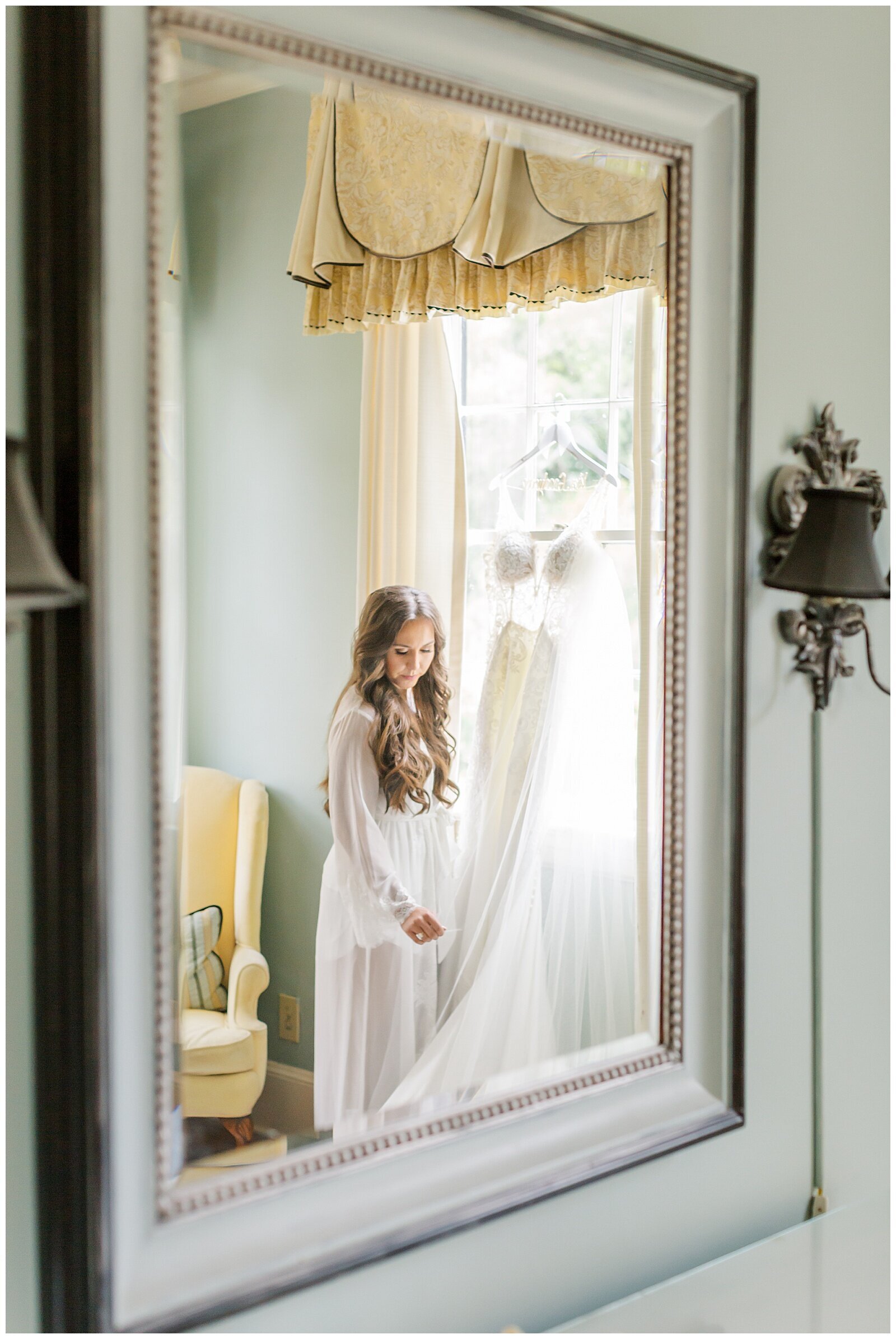 Legare Waring House Charleston Wedding_0004