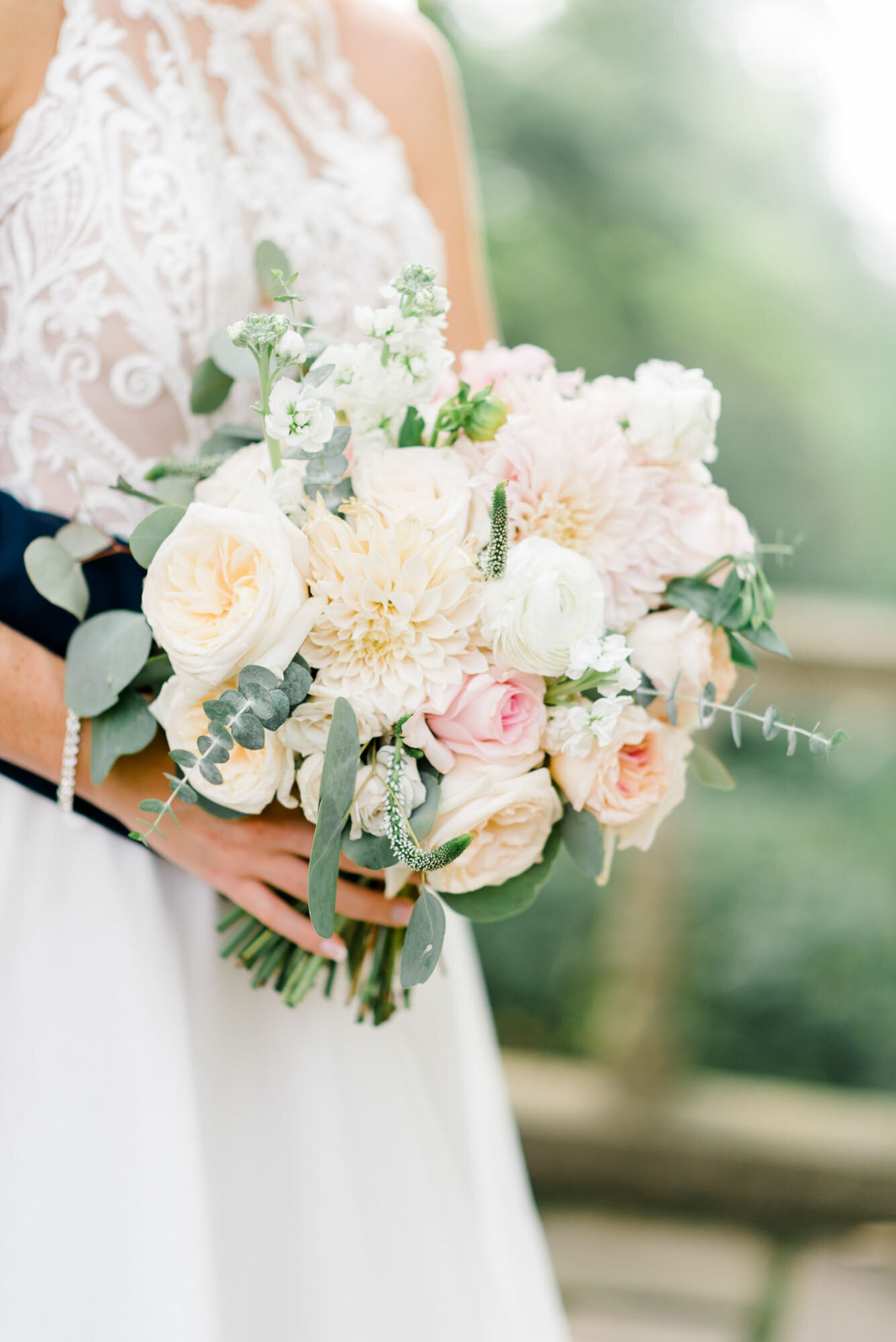 Kristin Leanne Photography - Diana Elizabeth Designs Cleveland Wedding Florist - 50
