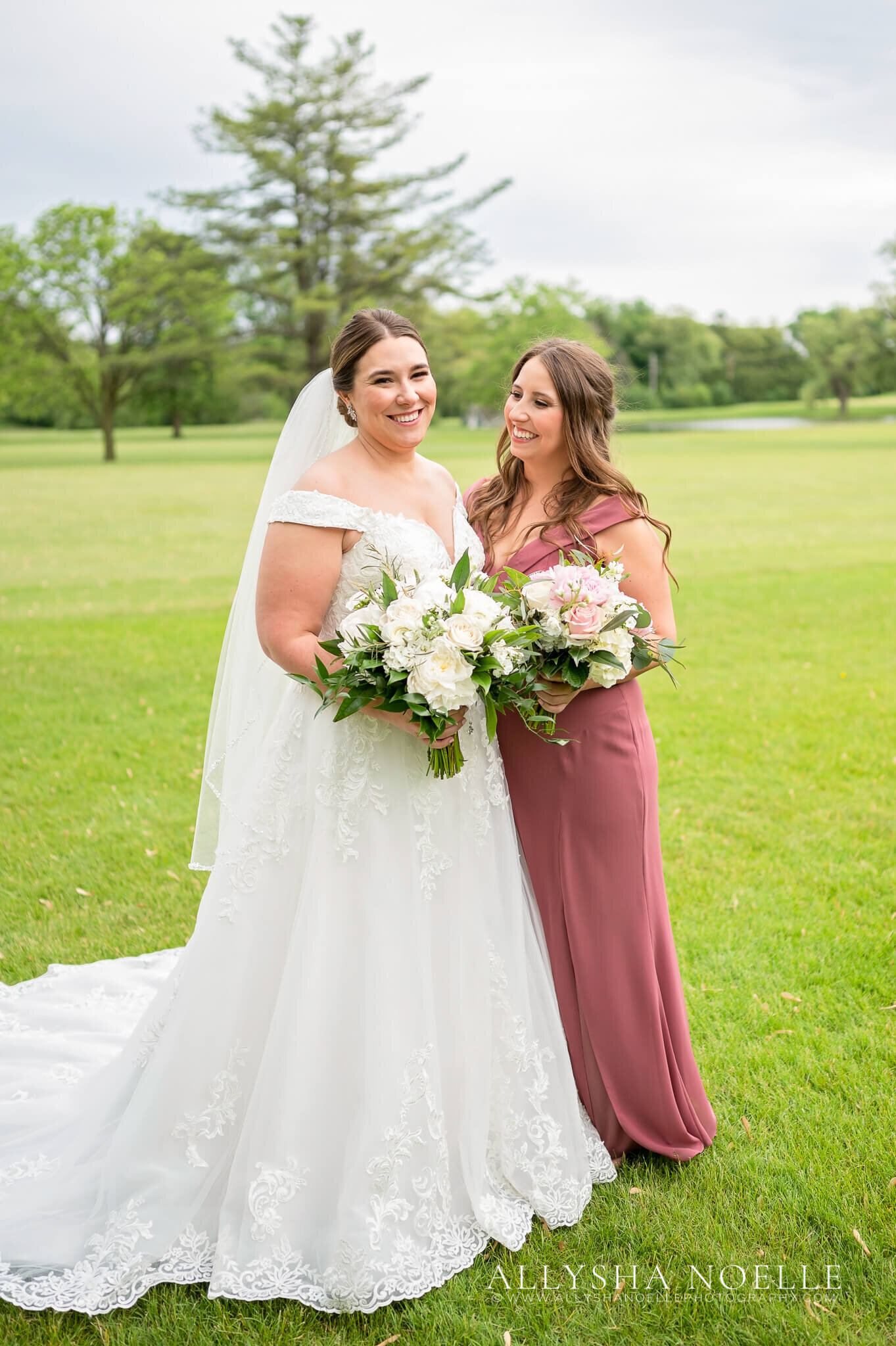Wedding-at-River-Club-of-Mequon-206