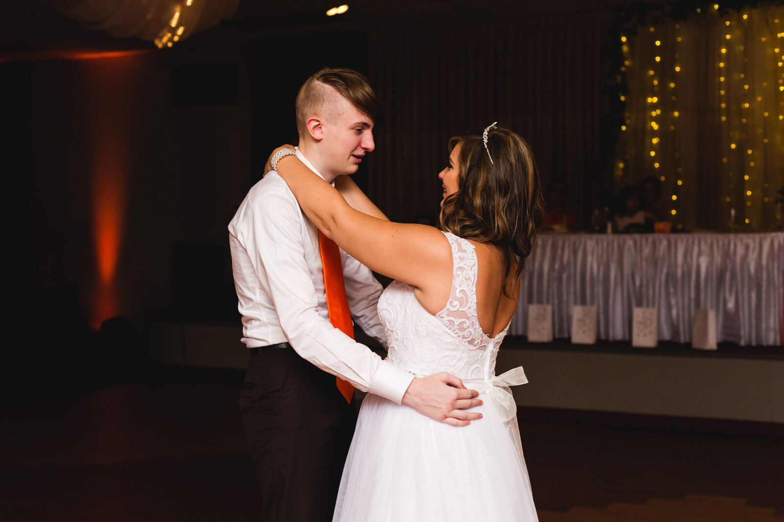 bride and son first dance while crying makoy ohio