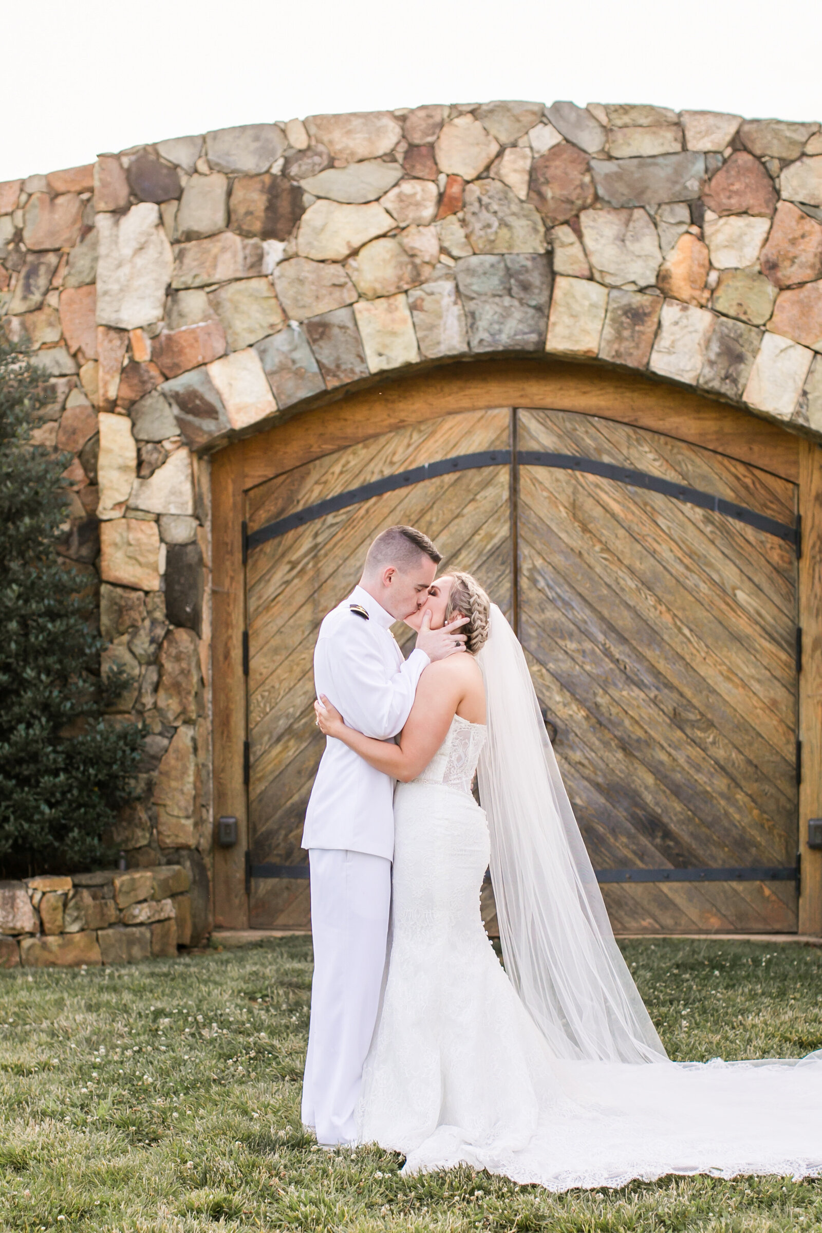 Stone_Tower_Winery_Wedding_Photographer_Maguire752