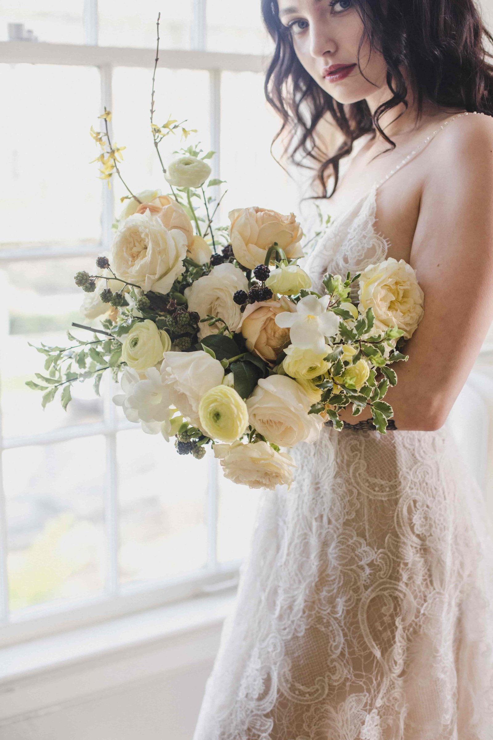 lace wedding dress florals seattle-min