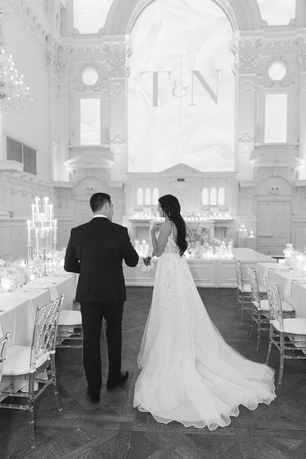 Luxury Bride and groom Portraits | Luxury Montreal wedding at Maison Principale | Montreal Luxury Wedding photographer