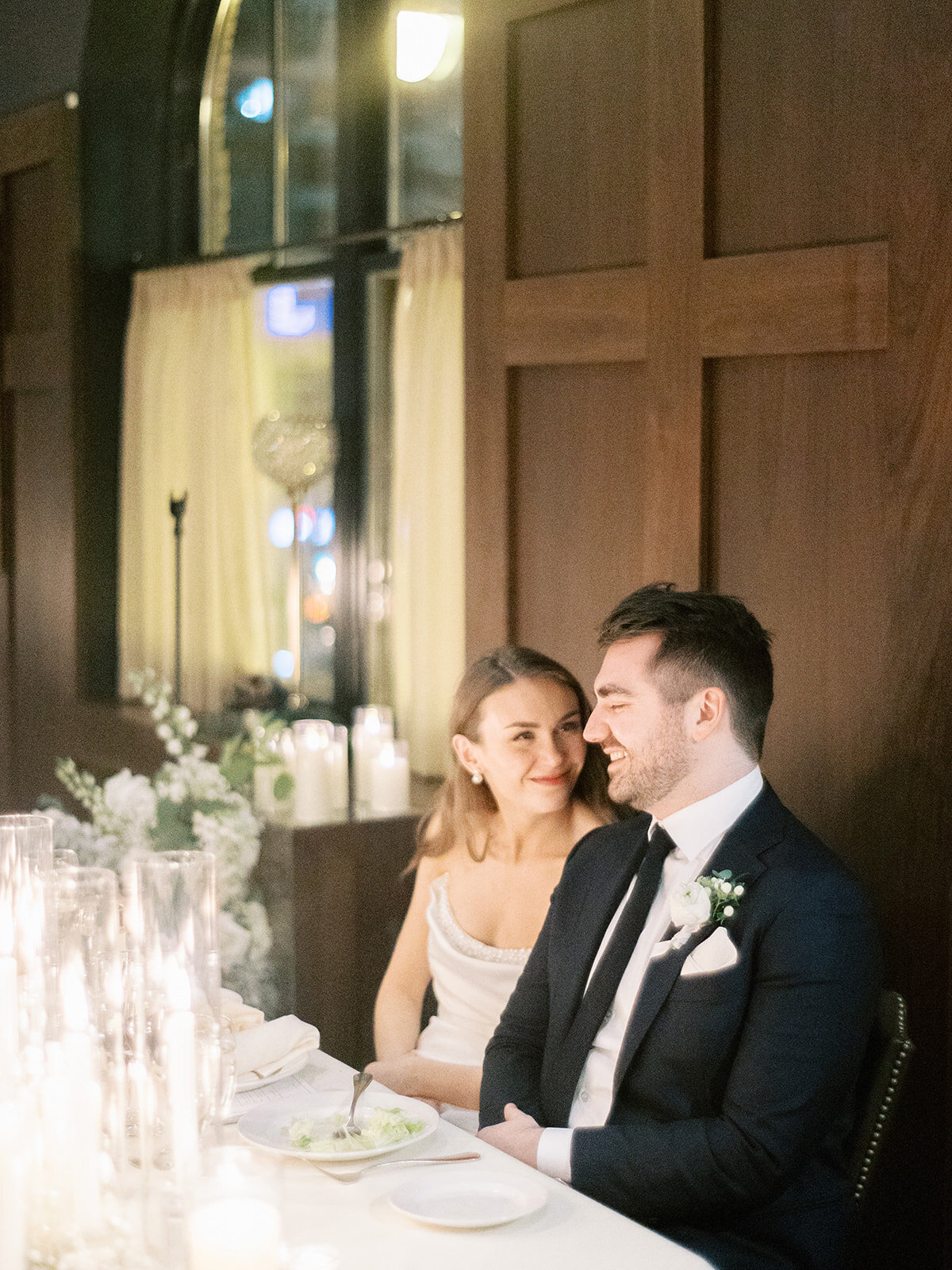 Chicago_Wedding_Photographer_LaurenPage23-130