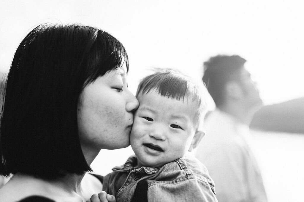 portland-family-photographer-pnw-golden-creek-pond-seattle-87