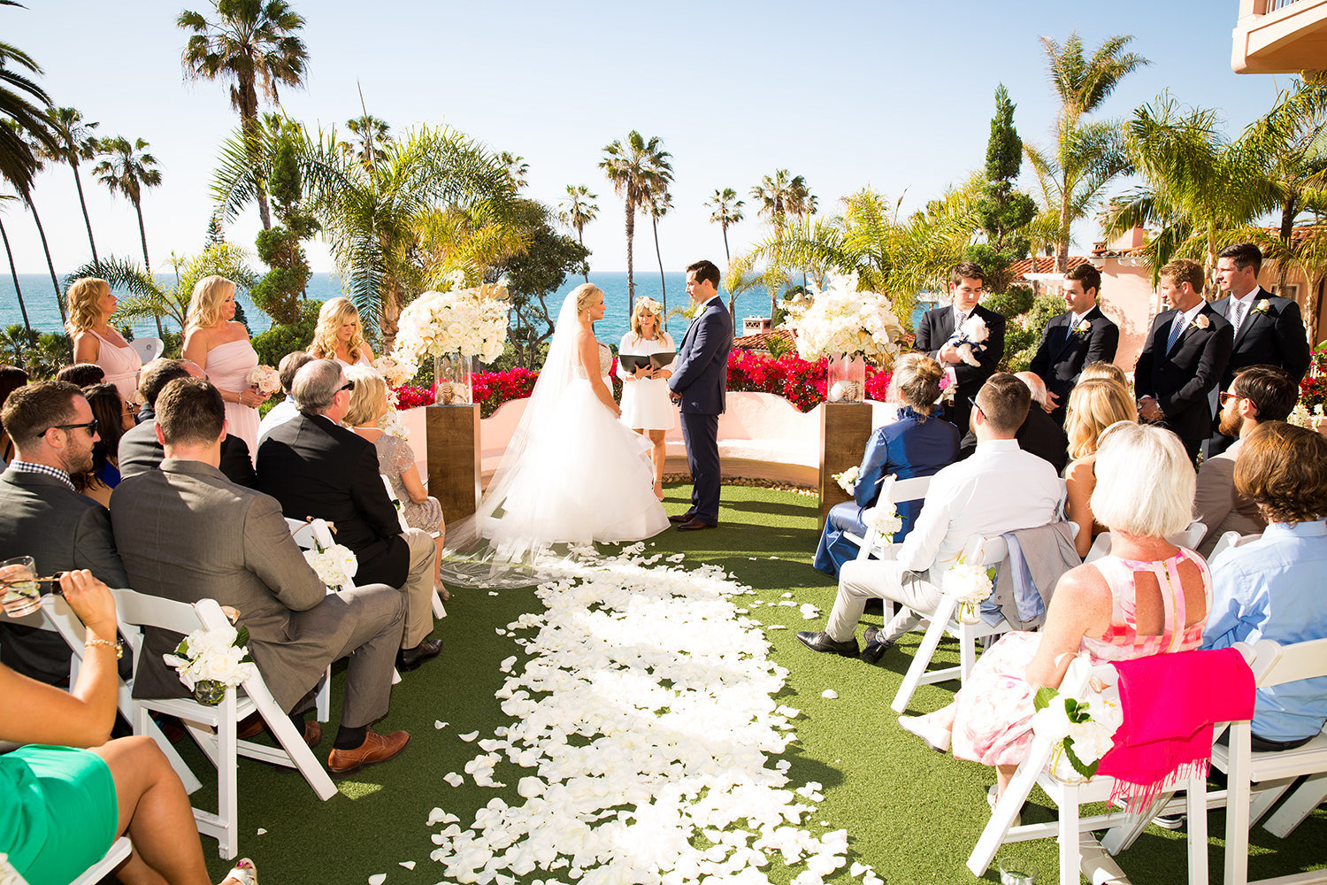 Spectacular wedding ceremony at La Valencia in La Jolla