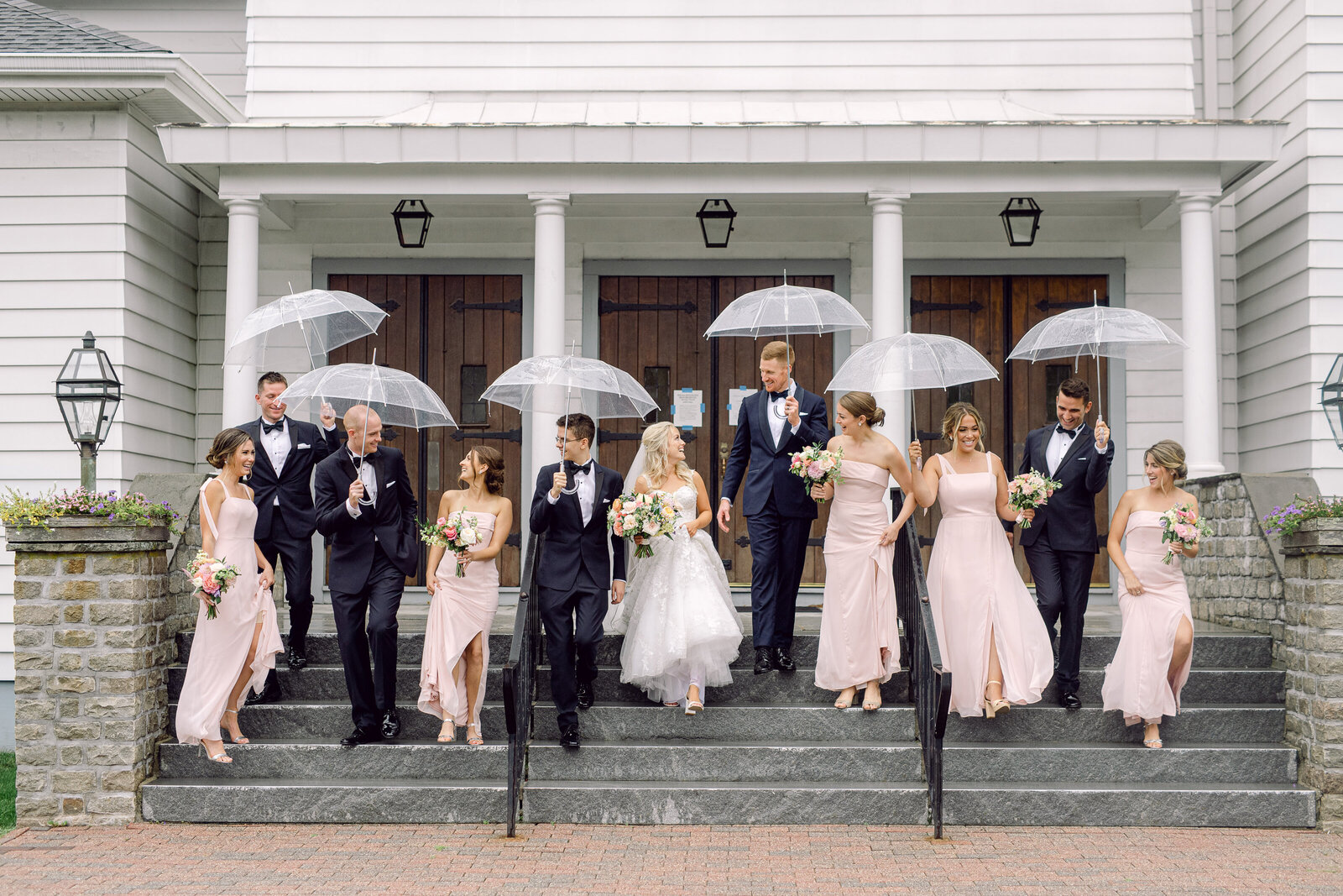 bridal_party_umbrellas