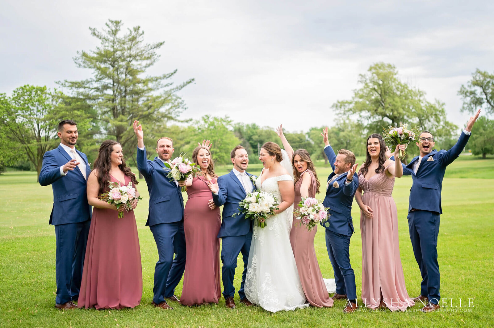 Wedding-at-River-Club-of-Mequon-172