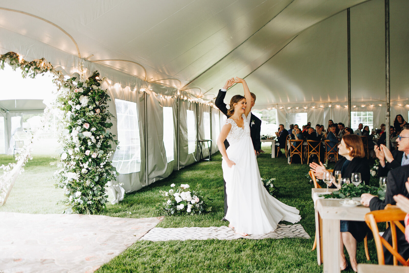 Spring Vermont Wedding at The Barn at Smugglers Notch Wedding  (4)