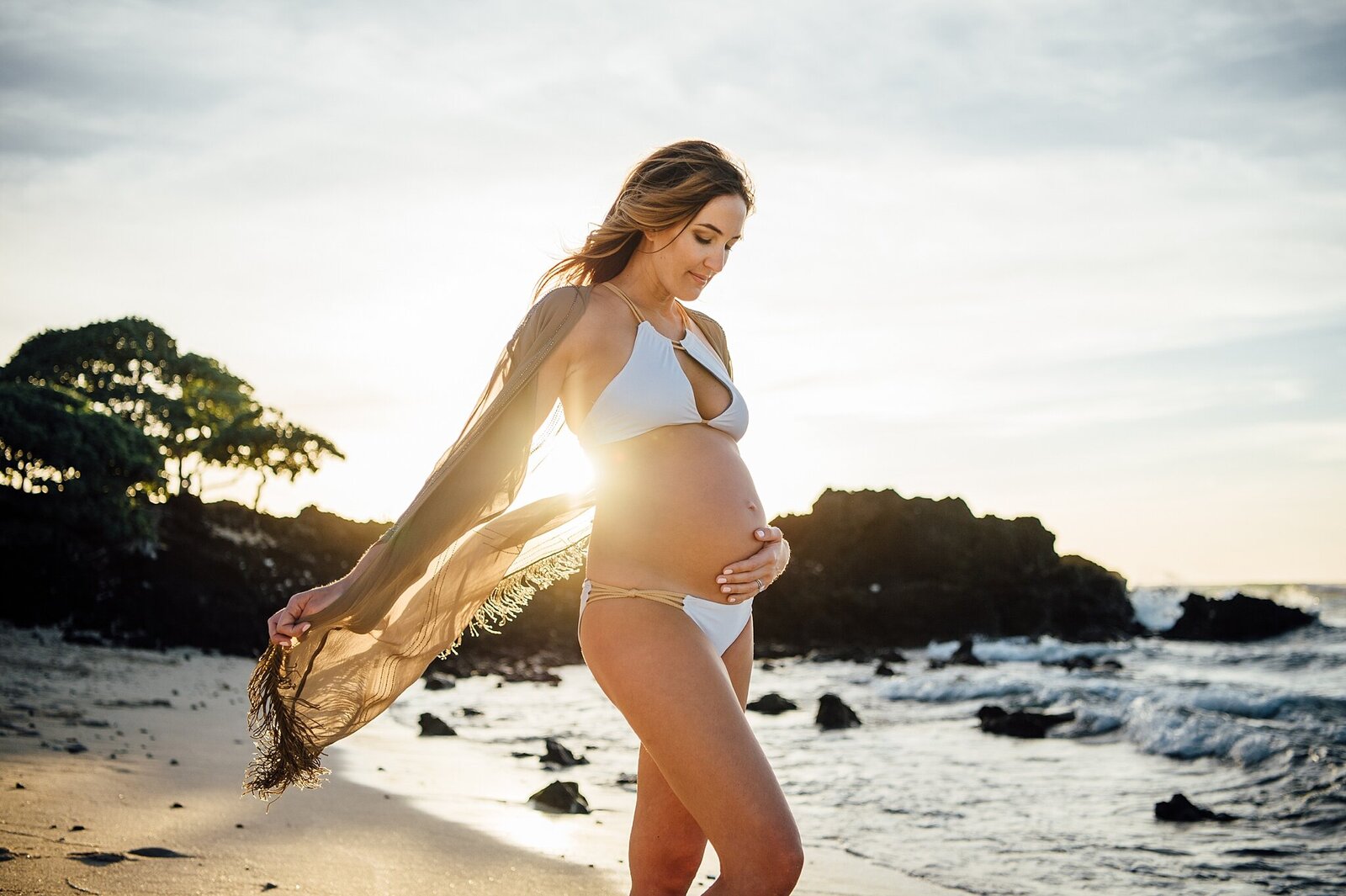 stunning mama on her maternity session