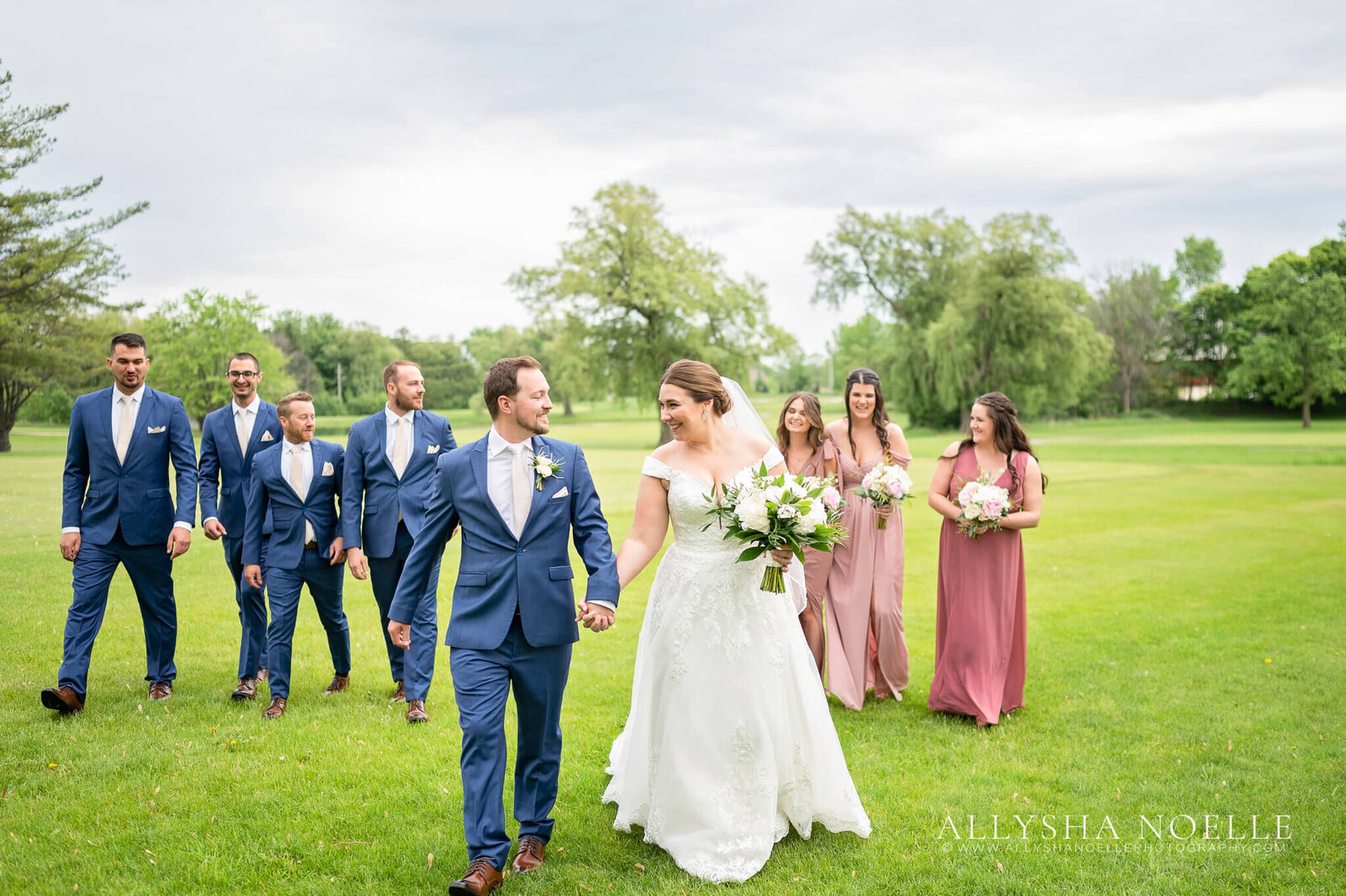 Wedding-at-River-Club-of-Mequon-163