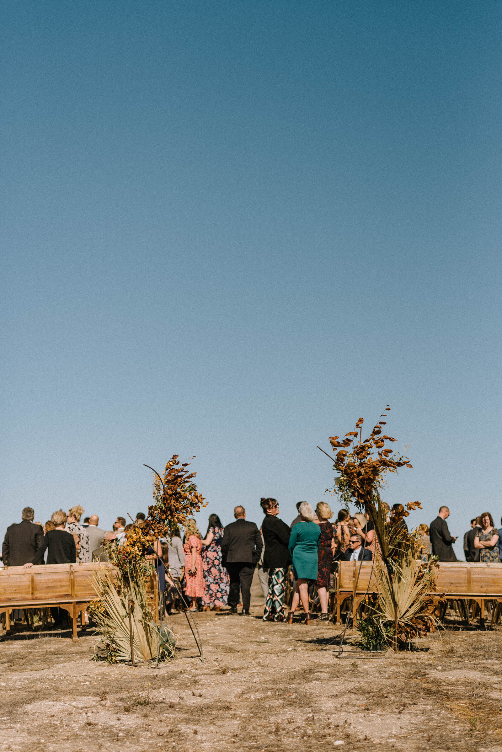 Guests arriving to a ceremony at Albatross Ridge