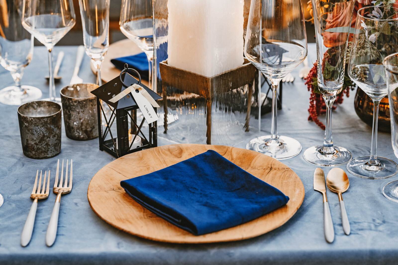 Blue Velvet Napkin with light blue velvet tablecloth