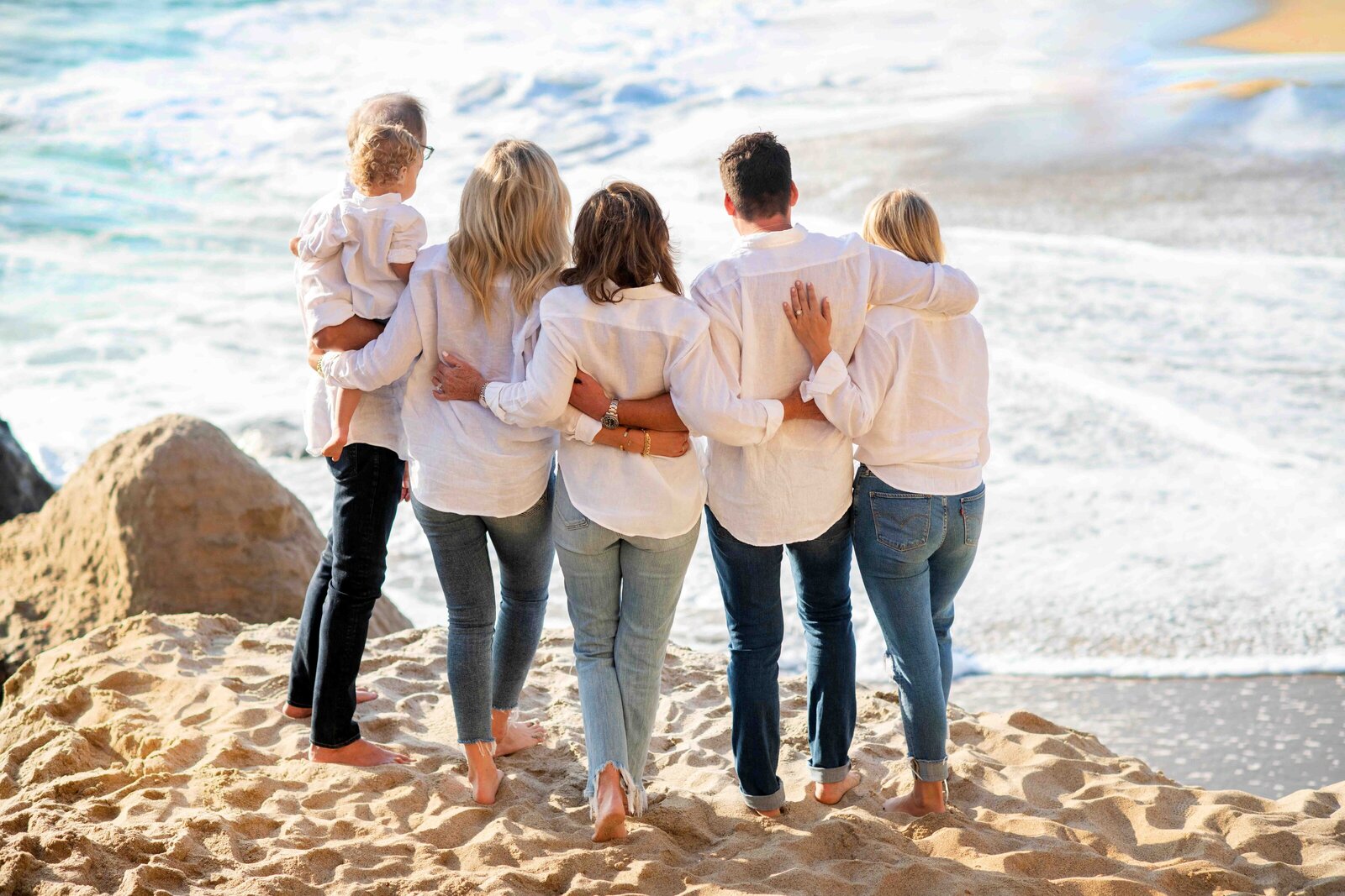 Maria-McCarthy-Photography-family-portrait-candid-beach
