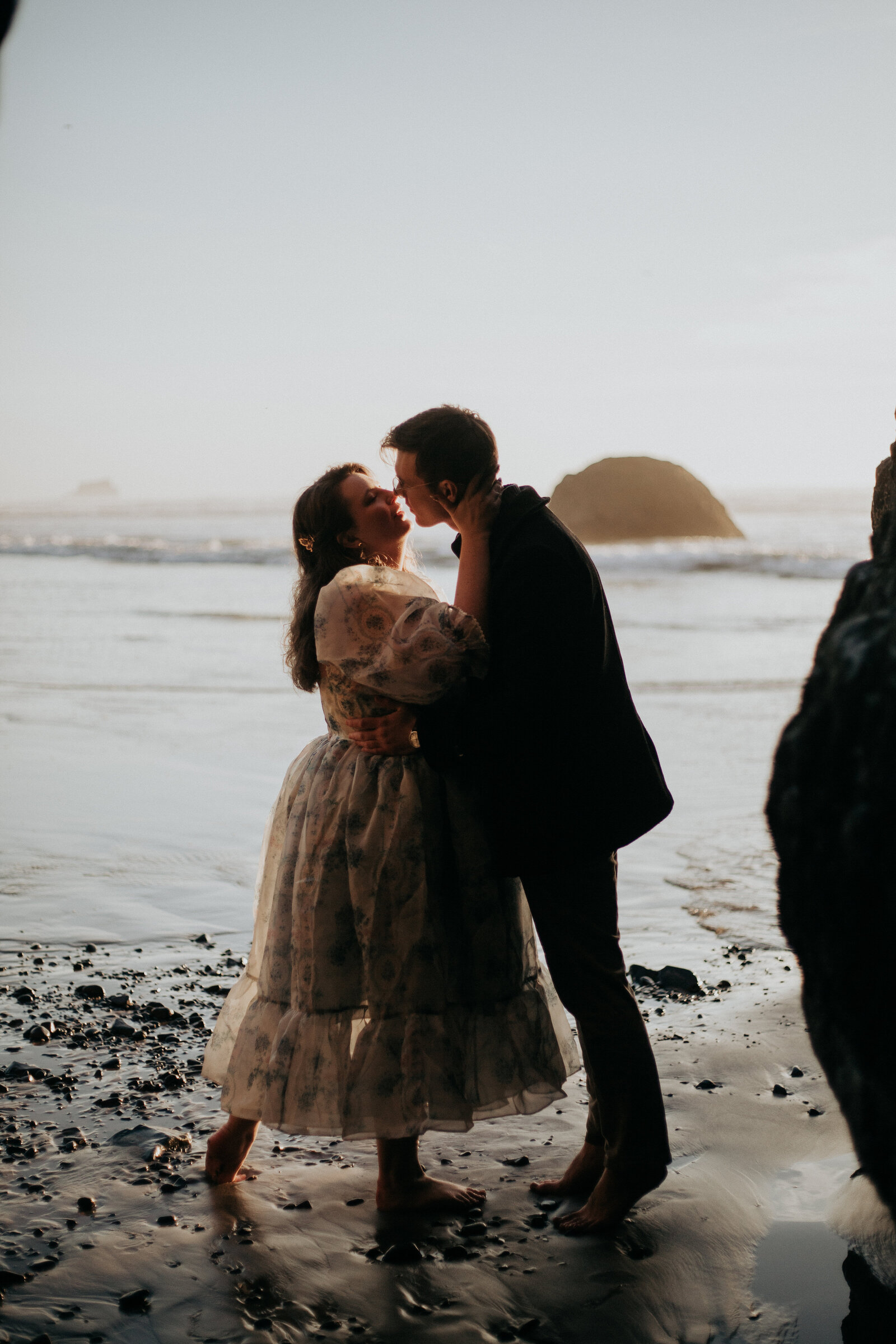 Whimsical Oregon Coast Engagement Shoot-48