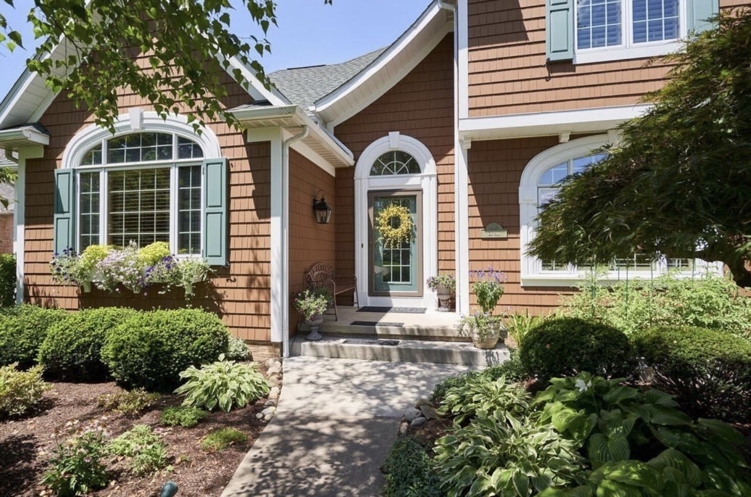 Exterior painter near me